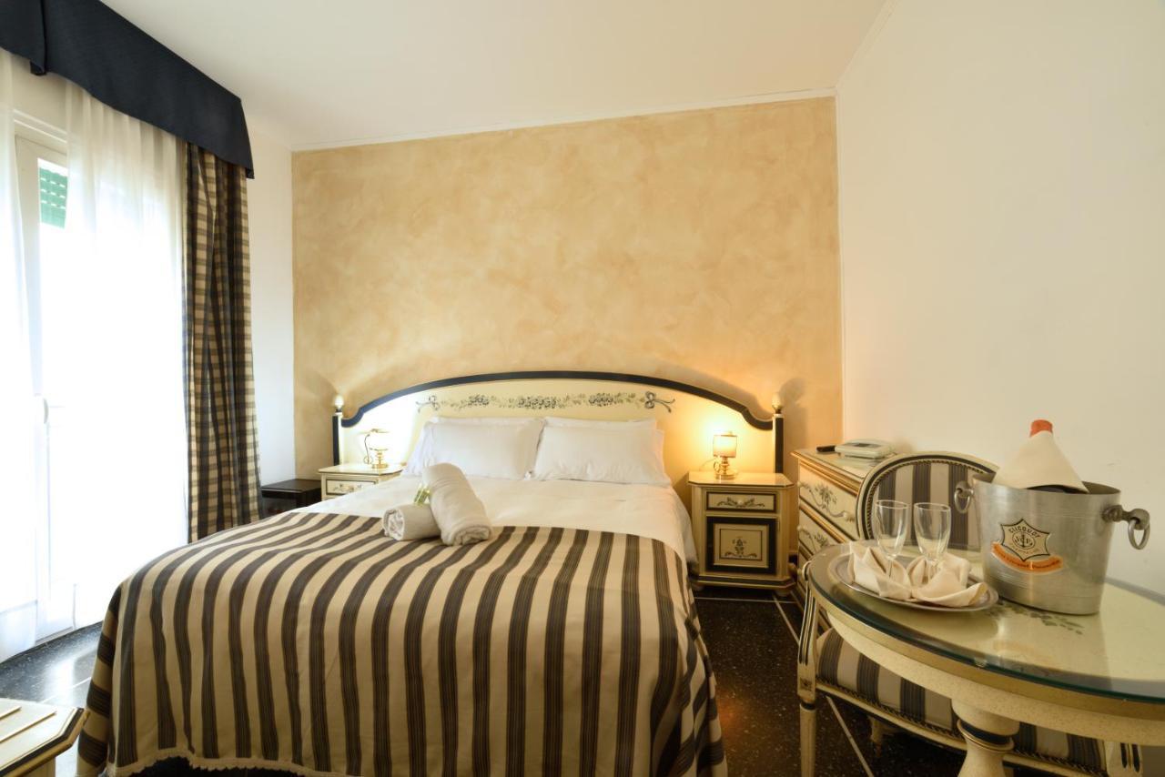 Hotel Morchio Mhotelsgroup Diano Marina Exteriör bild