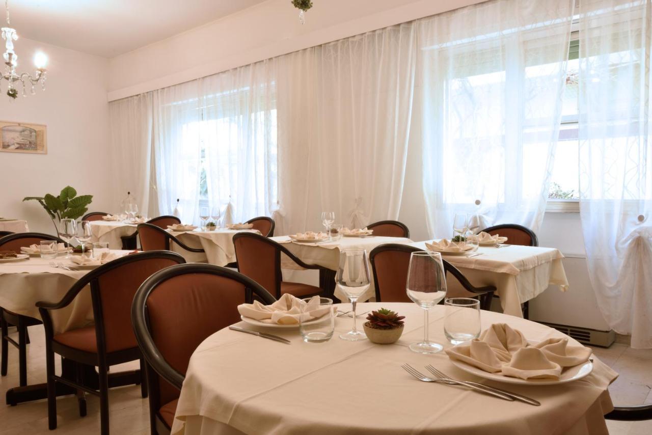 Hotel Morchio Mhotelsgroup Diano Marina Exteriör bild