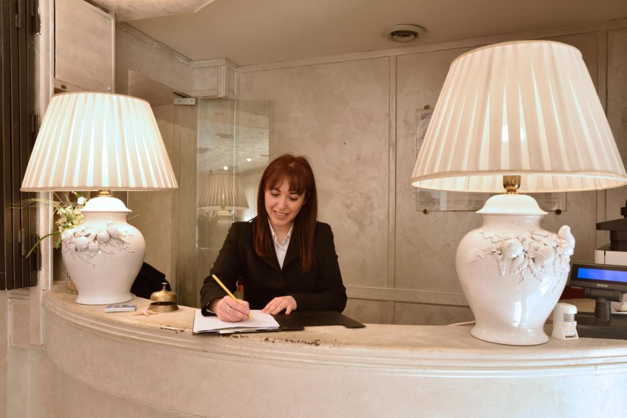 Hotel Morchio Mhotelsgroup Diano Marina Exteriör bild