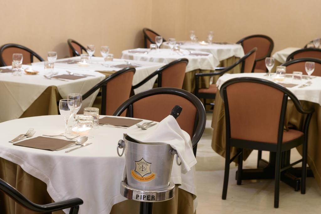 Hotel Morchio Mhotelsgroup Diano Marina Exteriör bild
