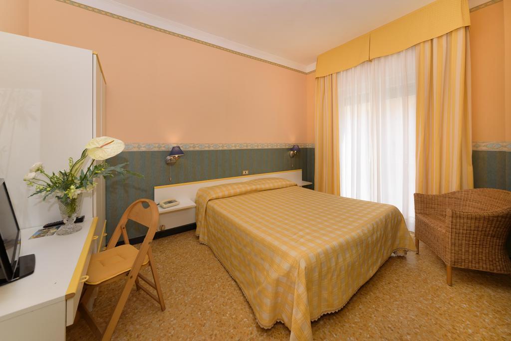 Hotel Morchio Mhotelsgroup Diano Marina Exteriör bild