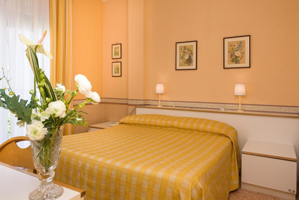Hotel Morchio Mhotelsgroup Diano Marina Exteriör bild