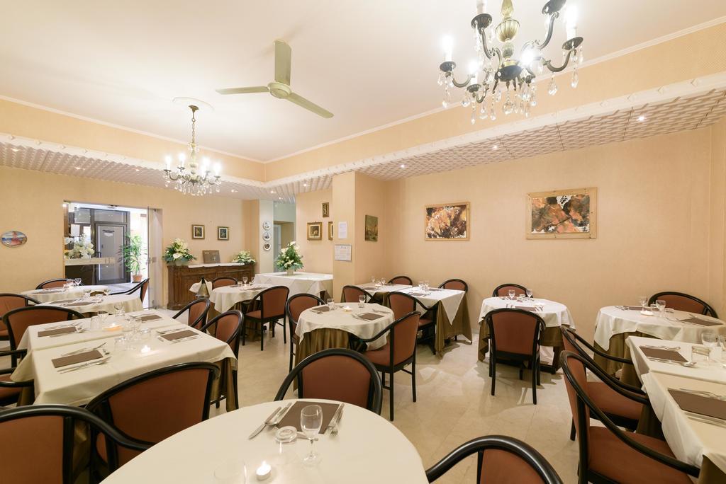 Hotel Morchio Mhotelsgroup Diano Marina Exteriör bild